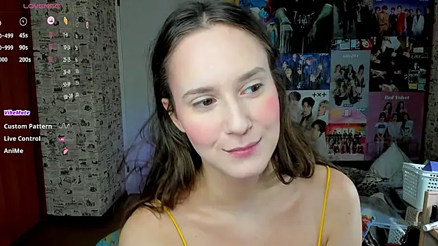 Snapshot of LucyRose3 chatting on 10.30.25 LucyRose3 online show from 10.30.25