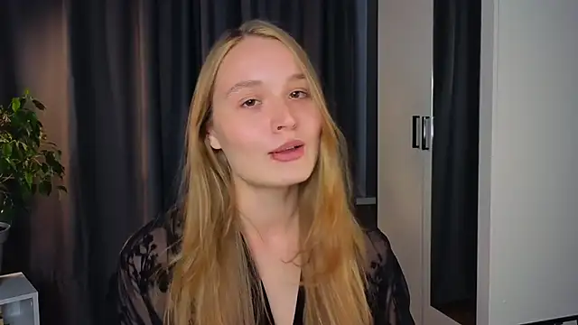 lisa schiele online show from 09.17.25