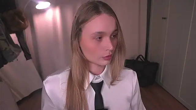 lisa schiele online show from 03.20.26