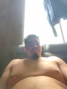 Snapshot of 2025-DANIEL chatting on 06.21.26 2025-DANIEL online show from 06.21.26