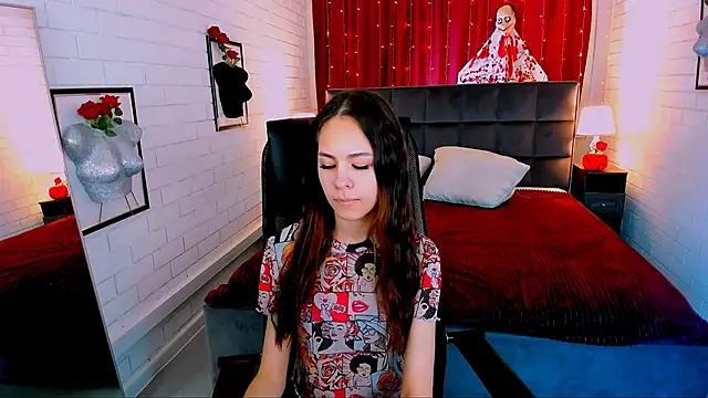 UliaNeer online show from 10.22.25