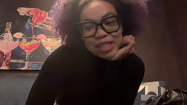 Snapshot of zahrabliss chatting on 02.27.26 zahrabliss online show from 02.27.26