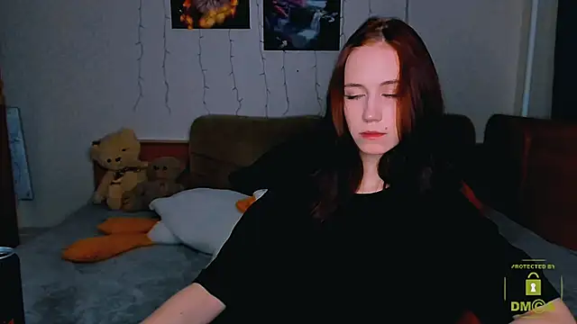 Snapshot of zaebali_ chatting on 10.31.25 zaebali  online show from 10.31.25