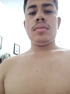 Snapshot of ModelledTread chatting on 02.13.26 ModelledTread online show from 02.13.26