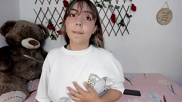 Snapshot of emma_grays2 chatting on 09.09.25 emma grays2 online show from 09.09.25