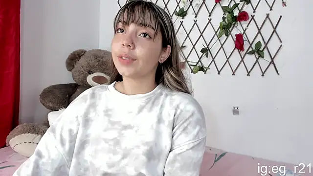 Snapshot of emma_grays2 chatting on 09.12.25 emma grays2 online show from 09.12.25