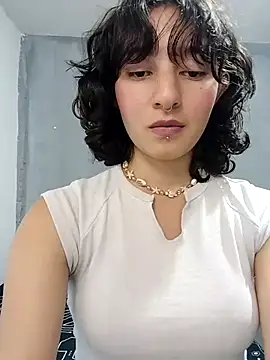 Snapshot of LuaBusch chatting on 12.18.25 LuaBusch online show from 12.18.25