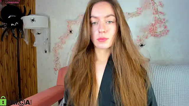 Agnes Wells online show from 10.30.25