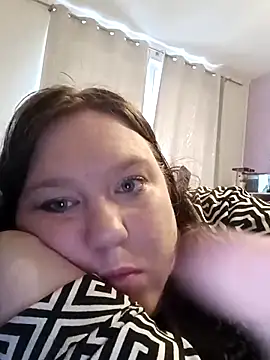 Snapshot of Feuchtekitty92@xh chatting on 10.15.25 Feuchtekitty92xh online show from 10.15.25