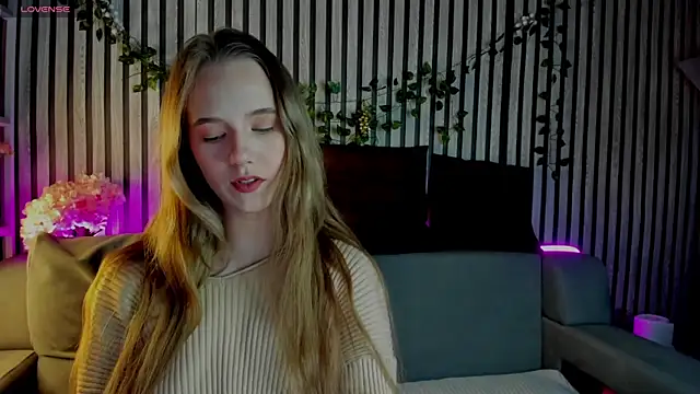 Snapshot of Casey_Sweeet chatting on 02.07.26 Casey Sweeet online show from 02.07.26