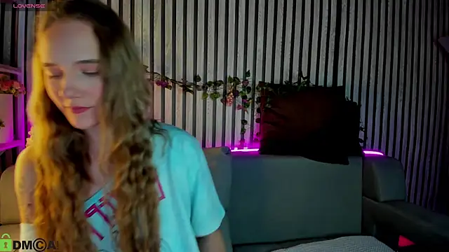 Snapshot of Casey_Sweeet chatting on 02.19.26 Casey Sweeet online show from 02.19.26