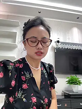 wen521 online show from 10.18.25