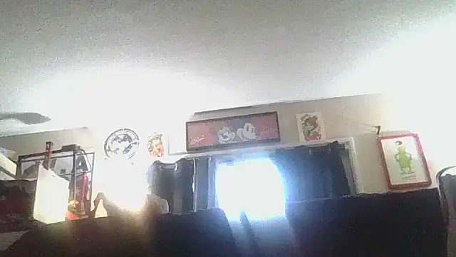 Snapshot of Flossee chatting on 10.23.25 Flossee online show from 10.23.25