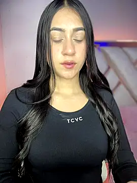 isabela l online show from 09.28.25