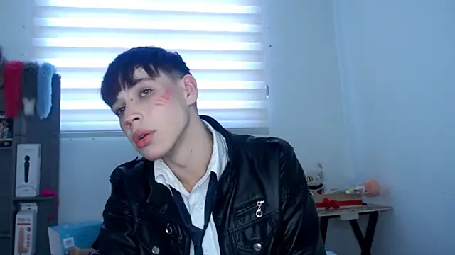 Snapshot of lucky_stricke chatting on 09.11.25 lucky stricke online show from 09.11.25