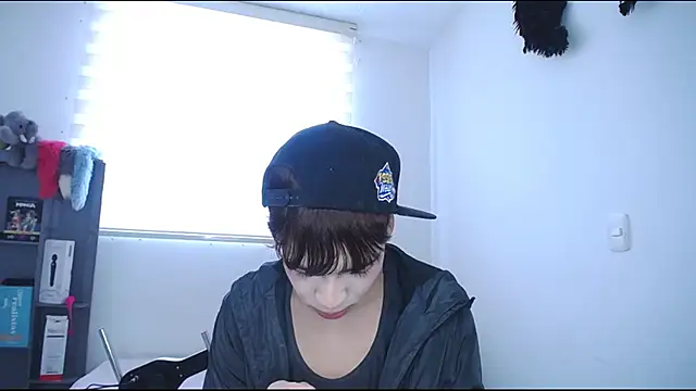 Snapshot of lucky_stricke chatting on 09.16.25 lucky stricke online show from 09.16.25