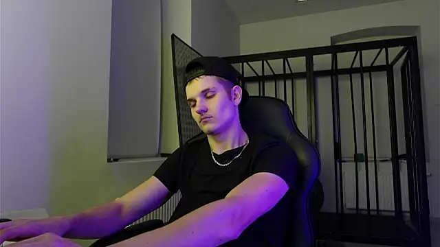 Mark Karson online show from 09.26.25