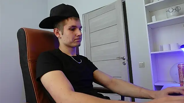 Mark Karson online show from 09.28.25