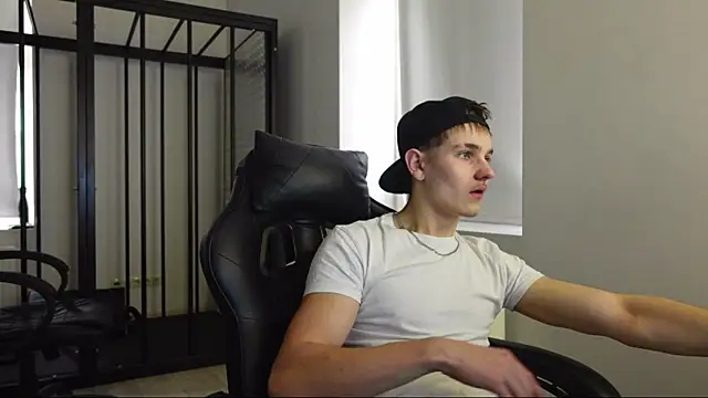 Mark Karson online show from 10.30.25