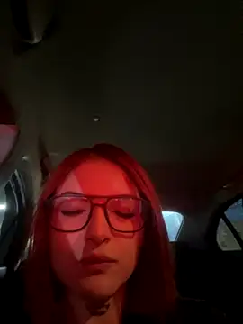 DanteAndVictoria online show from 11.04.25