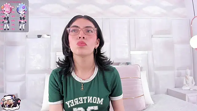 Im Molly Angel online show from 11.04.25