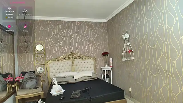 katybrownss online show from 10.20.25