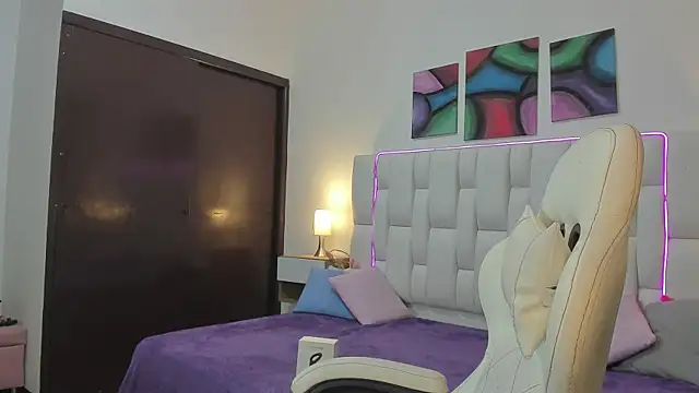 nextboywell1 online show from 04.08.26