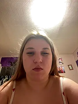 Snapshot of Kemeli008 chatting on 09.24.25 Kemeli008 online show from 09.24.25