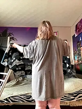 Snapshot of Kemeli008 chatting on 10.08.25 Kemeli008 online show from 10.08.25