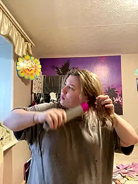 Snapshot of Kemeli008 chatting on 10.12.25 Kemeli008 online show from 10.12.25