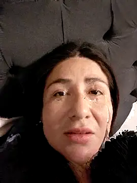 Snapshot of caira chatting on 07.22.26 caira online show from 07.22.26