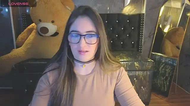 Soffi betacur b online show from 10.28.25