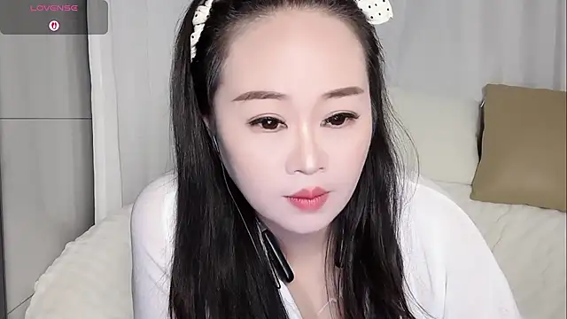 B-Yaya online show from 11.17.25