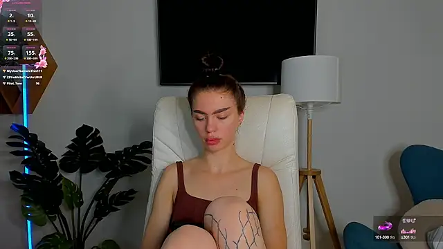 Cherry   Kiss online show from 10.04.25