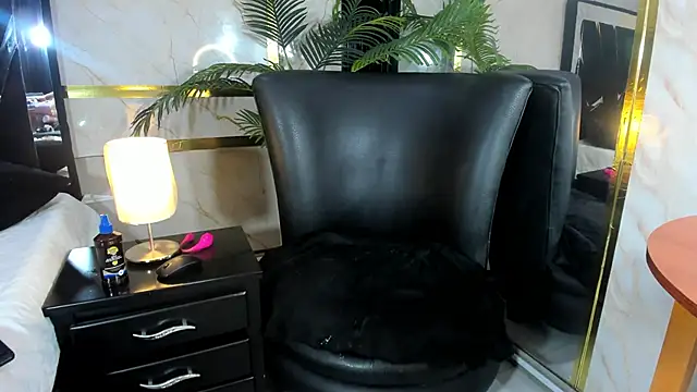 Snapshot of AnastasiaBelov chatting on 09.27.25 AnastasiaBelov online show from 09.27.25