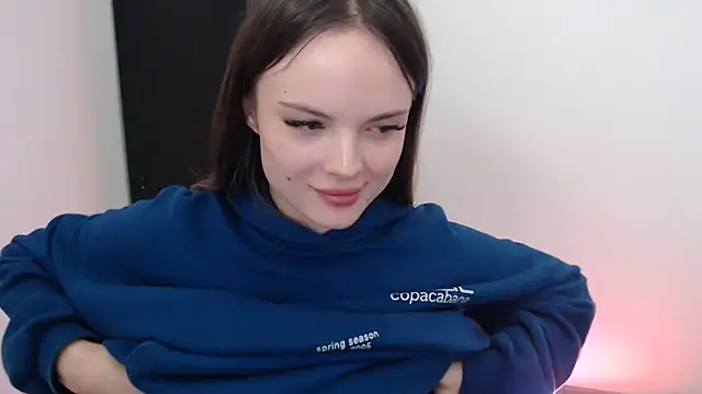 Snapshot of Ariella_ari chatting on 09.19.25 Ariella ari online show from 09.19.25