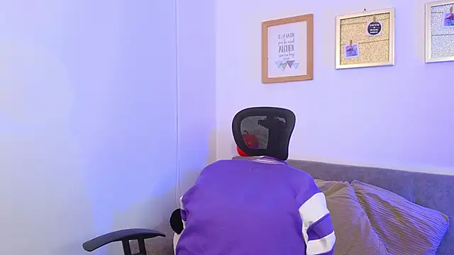 yulian vasquez online show from 11.01.25