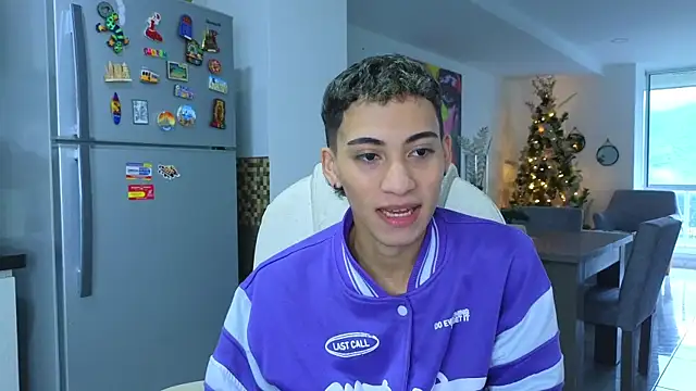 yulian vasquez online show from 11.16.25