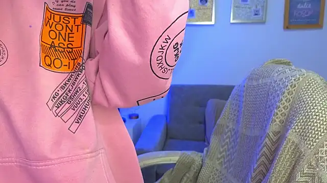 yulian vasquez online show from 12.03.25