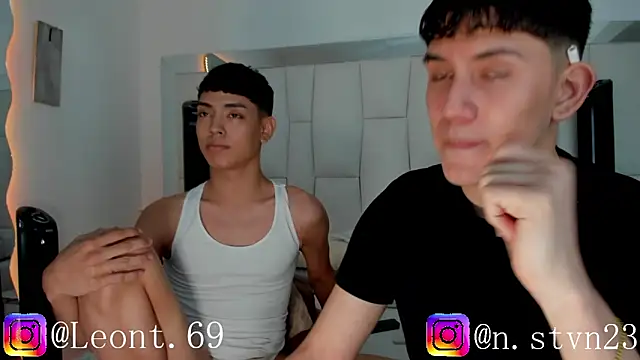 LoganTwink18 online show from 04.17.26