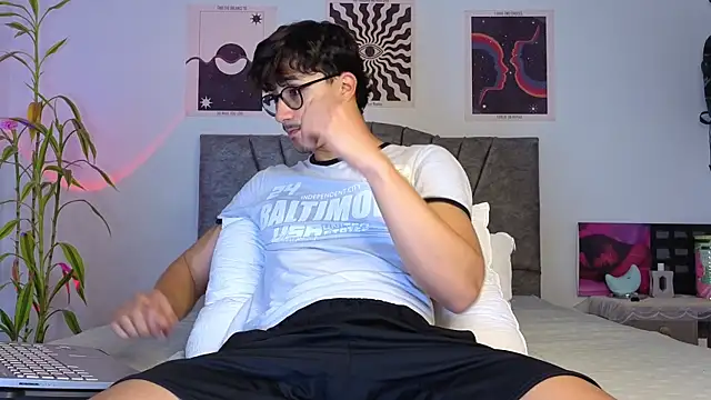 LatinReall online show from 12.05.25