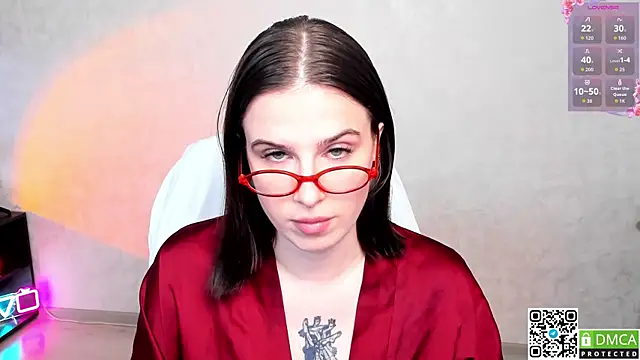 Snapshot of Arya_deepthroat_queen chatting on 10.03.25 Arya deepthroat queen online show from 10.03.25