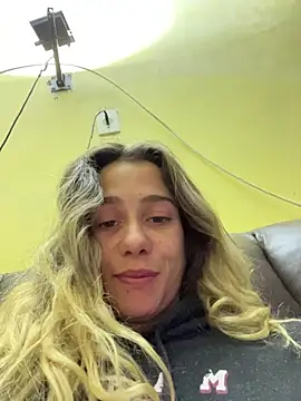 blond-96 online show from 11.18.25