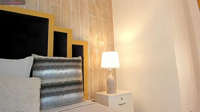 isabellasouza online show from 01.06.26