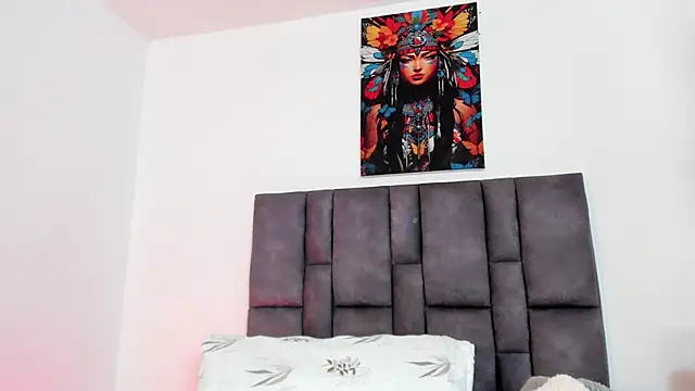 Snapshot of abby_jones2 chatting on 10.09.25 abby jones2 online show from 10.09.25