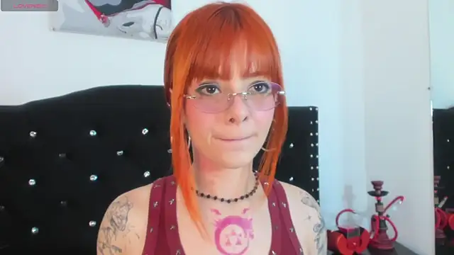 Snapshot of abby_jones2 chatting on 07.16.26 abby jones2 online show from 07.16.26