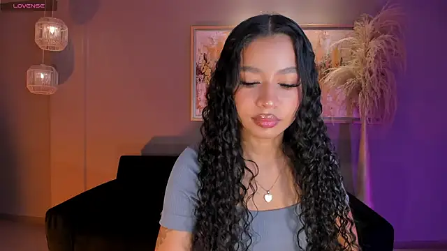 SophieHouston  online show from 11.29.25