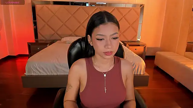 Snapshot of SophieHouston_ chatting on 03.04.26 SophieHouston online show from 03.04.26