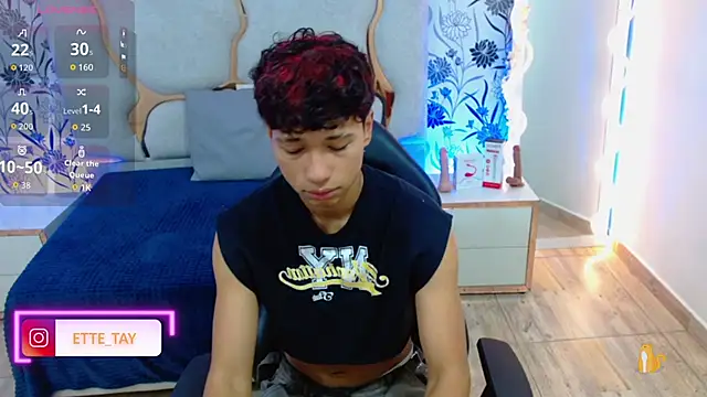 Snapshot of Ette_tay chatting on 10.01.25 Ette tay online show from 10.01.25