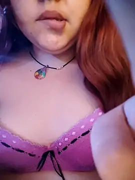 Snapshot of melisa_hot420 chatting on 09.23.25 melisa hot420 online show from 09.23.25